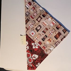 Handmade Pet Bandanas. *CHOOSE design